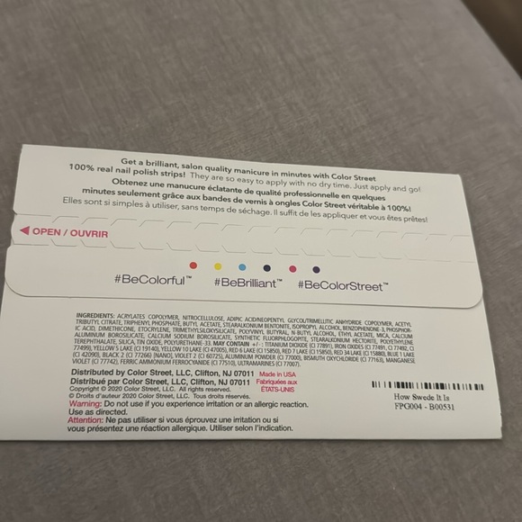 Color Street Brilliant Pedicure Nail Strips How Swede It Is - Picture 2 of 2